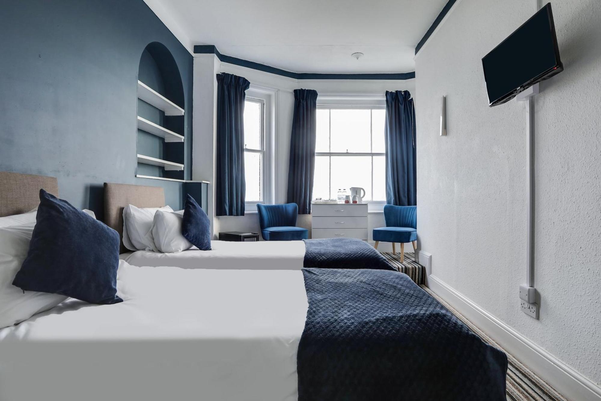 Oyo Lord Kitcheners Guest House Лоустофт Экстерьер фото