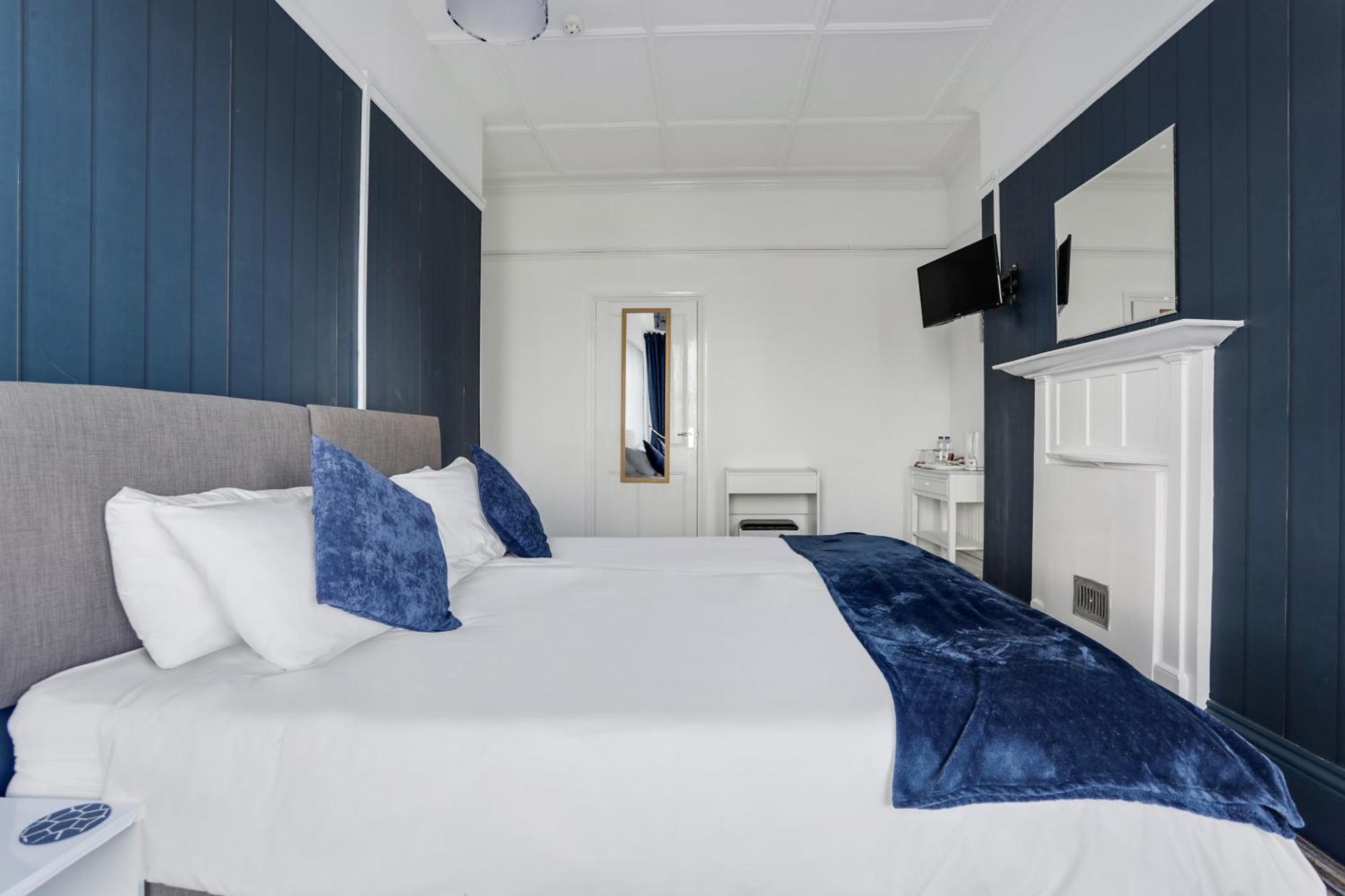 Oyo Lord Kitcheners Guest House Лоустофт Экстерьер фото